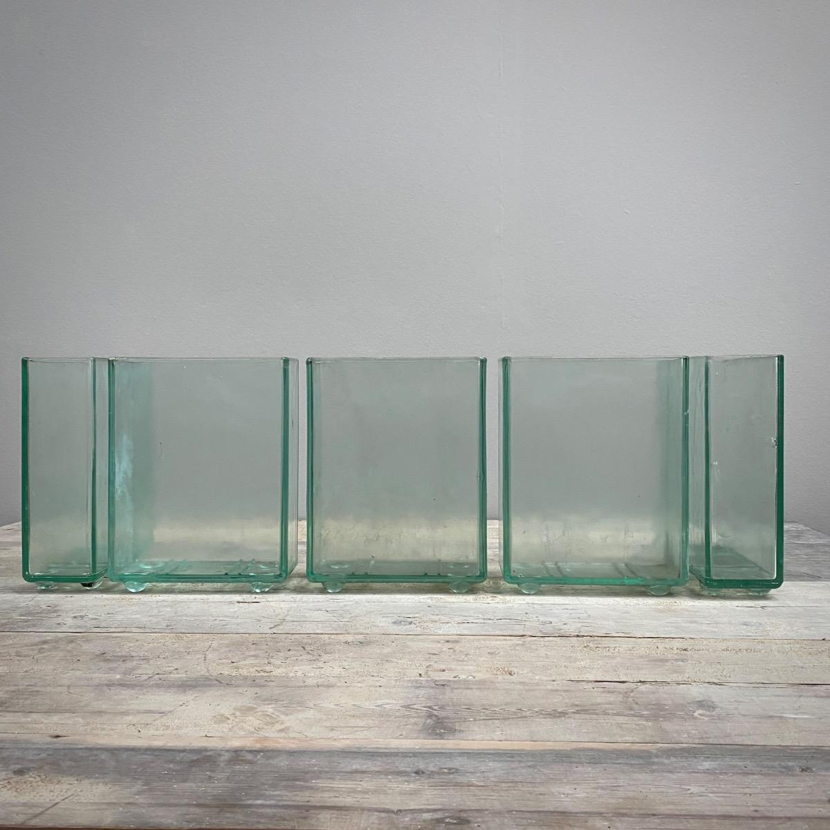 Glass containers