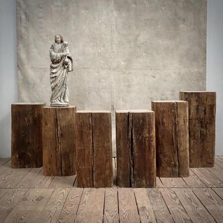 https://www.ericbienaime.com/galleries/wooden-stands-or-pedestals-10003838-en-middle.jpg